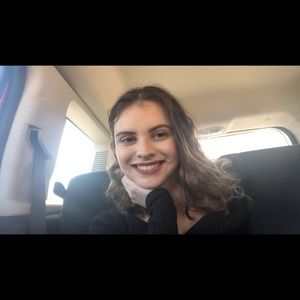 Meet your Posher, Hailey